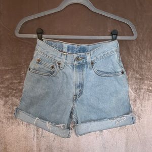 *DONATED* Levi’s High Waisted Cutoffs